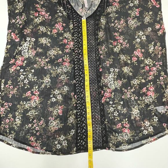 Xhileration Popover Kimono, Sheer Black Floral Flowy Crocheted Oversized, XS/S - Picture 8 of 9